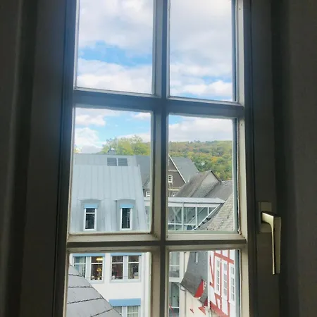 Moderne Fachwerk-wohnung Im Herzen Von Apartment